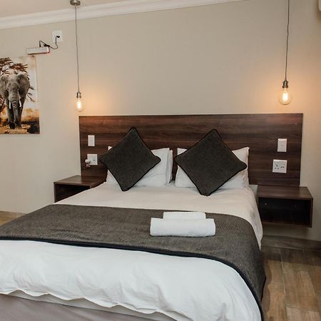 Casa Leitao Lodge Phalaborwa Esterno foto